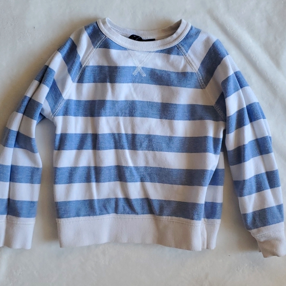 Strip sweater